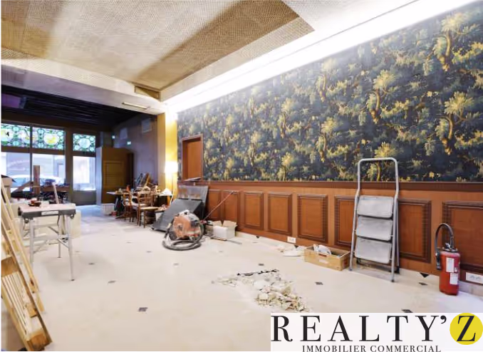 Local commercial · 228 m² · Location — photo 1