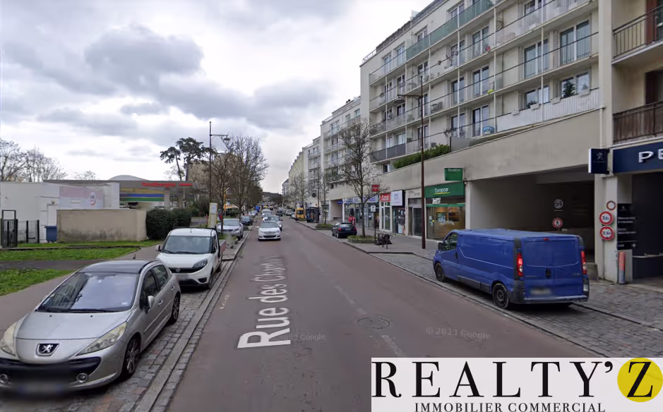 Local commercial · 707 m² · Location — photo 1