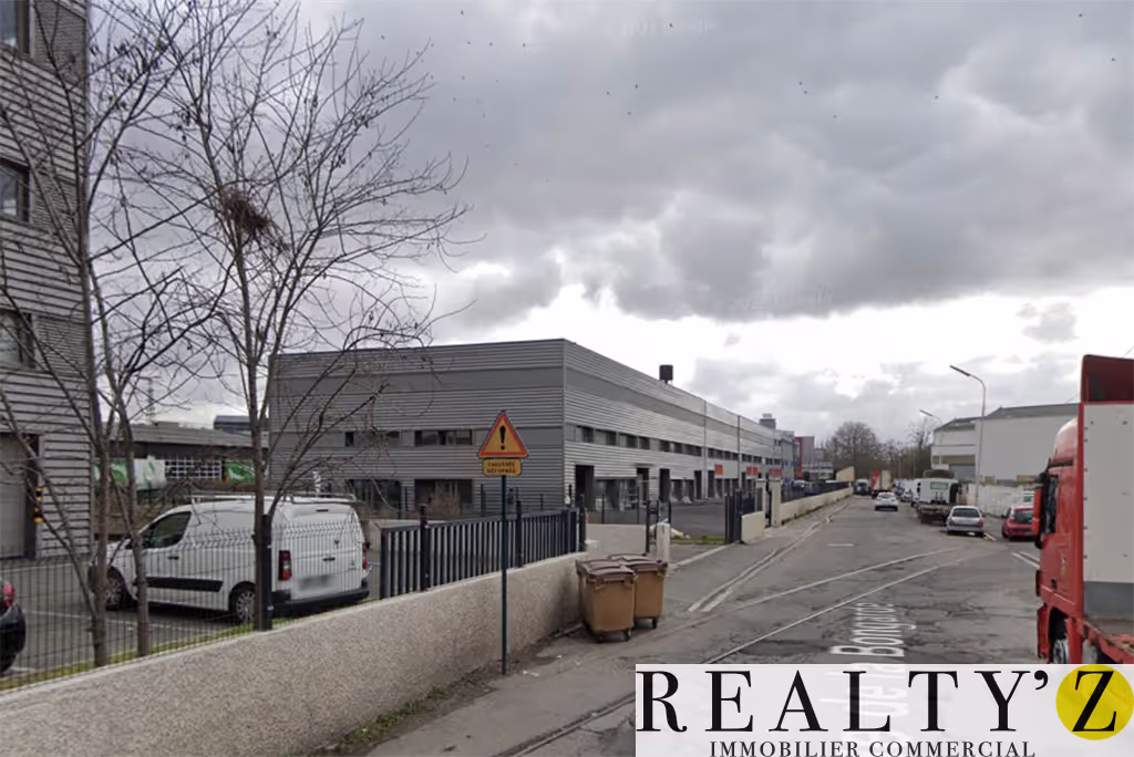 Local commercial · 250 m² · Location — photo 1