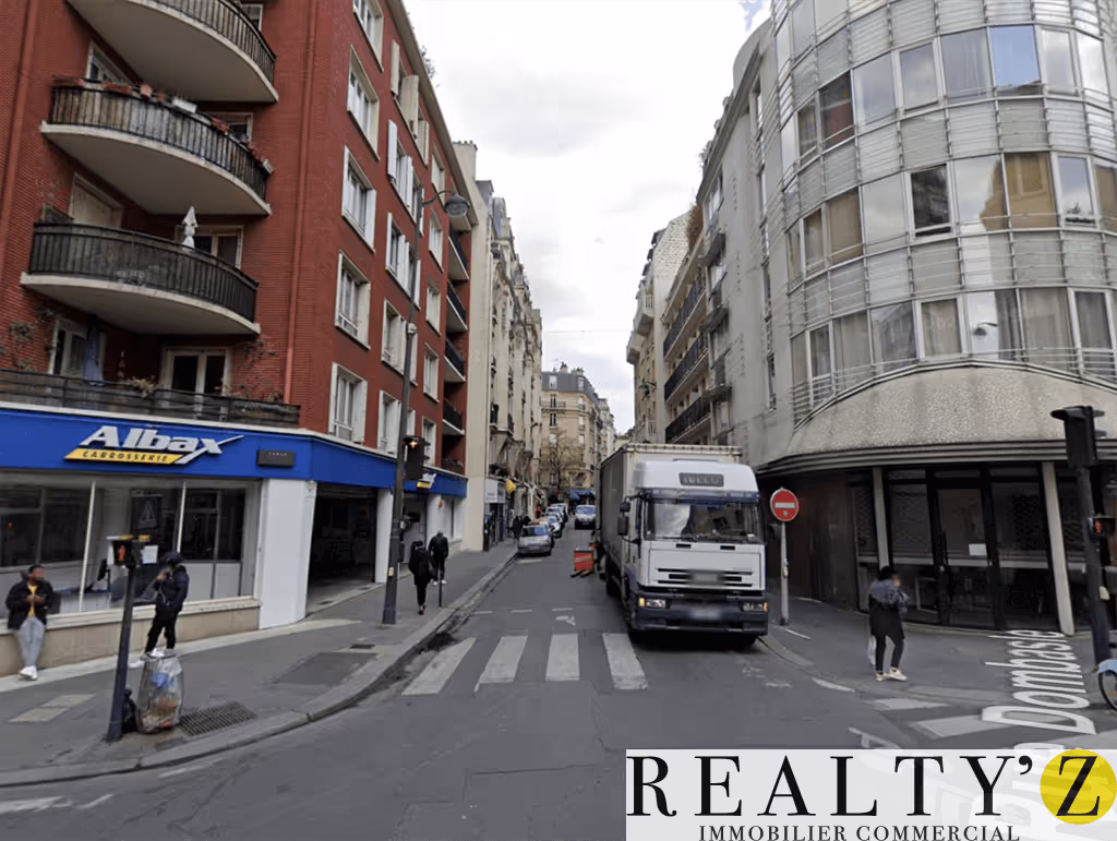 Local commercial · 140 m² · Location — photo 1