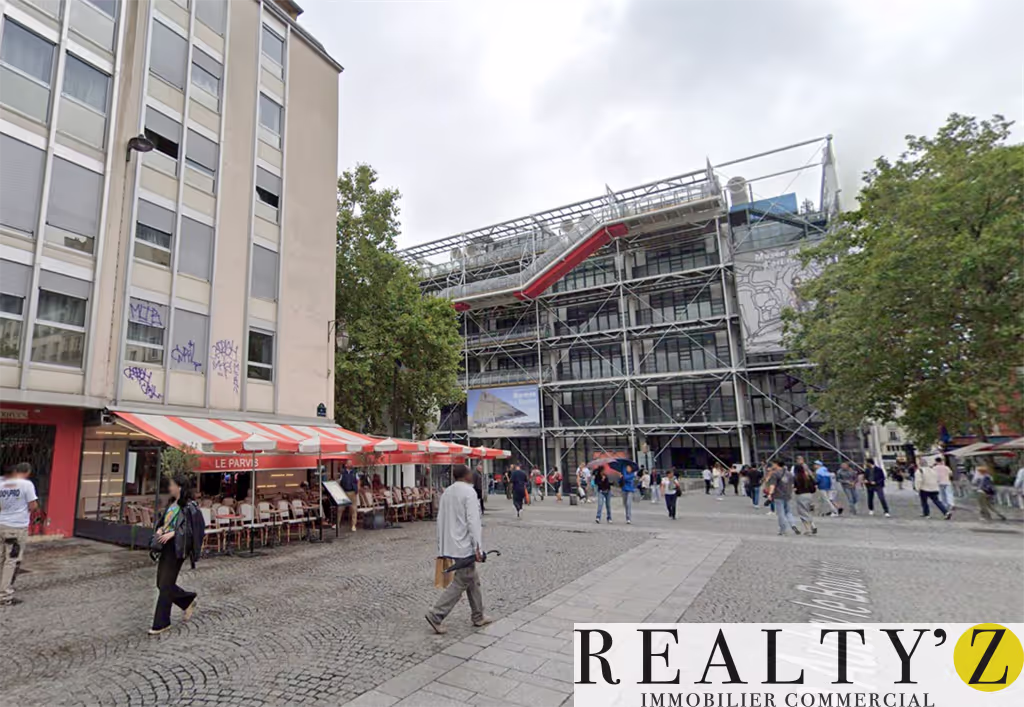 Local commercial · 219 m² · Location — photo 1