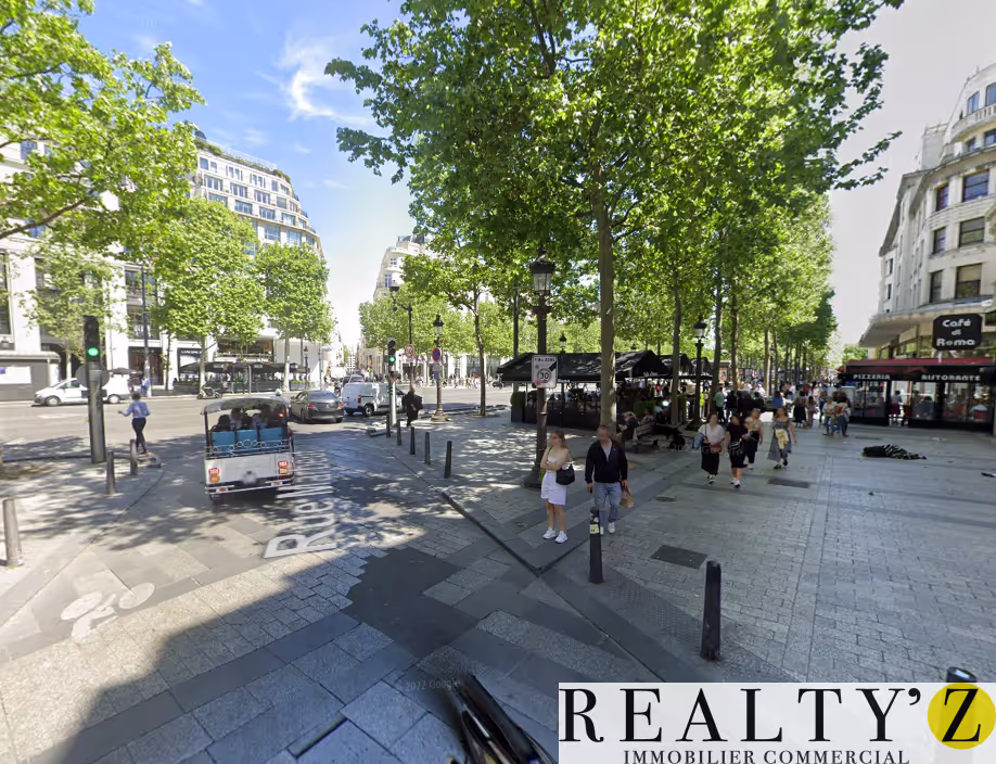 Local commercial · 681 m² · Location — photo 1