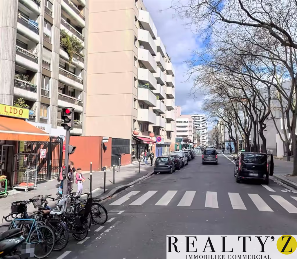 Local commercial · 150 m² · Location — photo 1