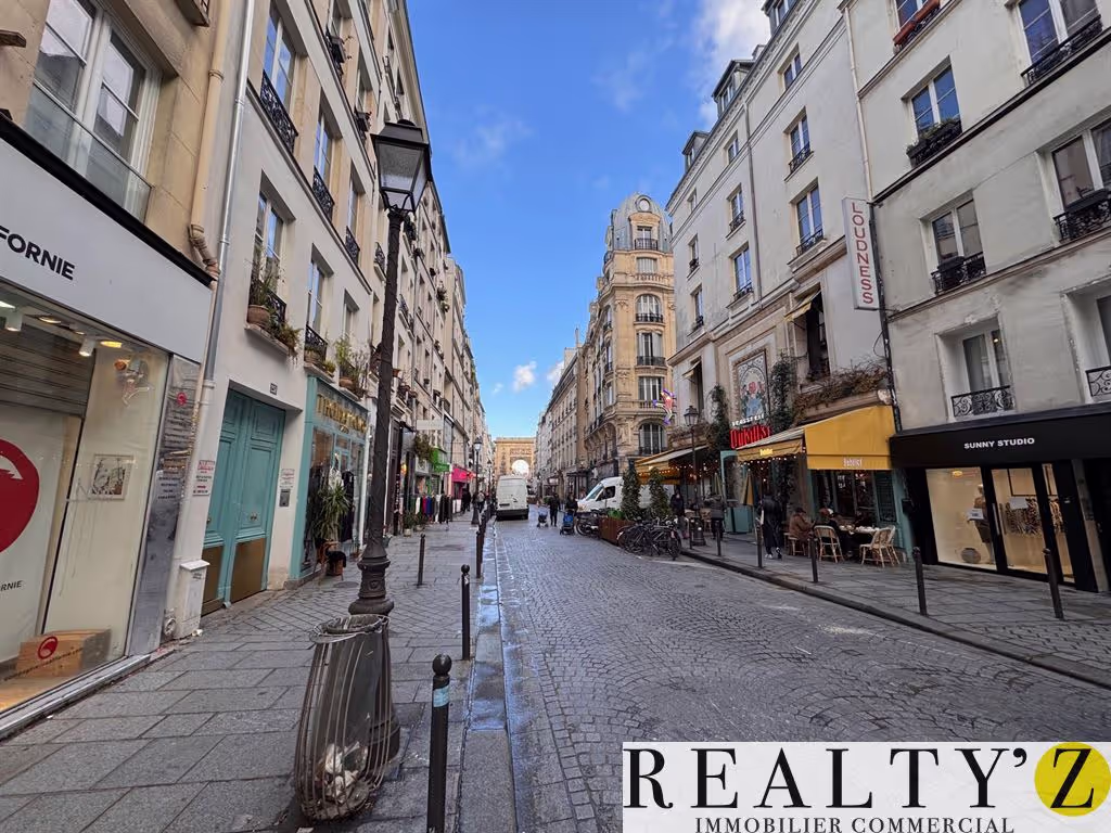 Local commercial · 145 m² · Location — photo 1