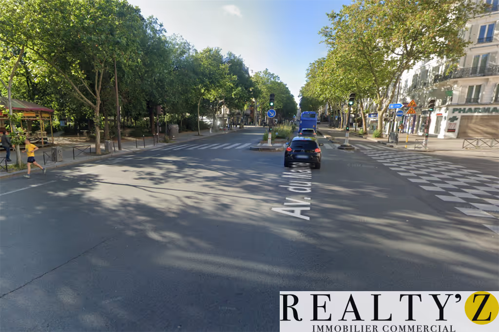 Local commercial · 526 m² · Location — photo 1