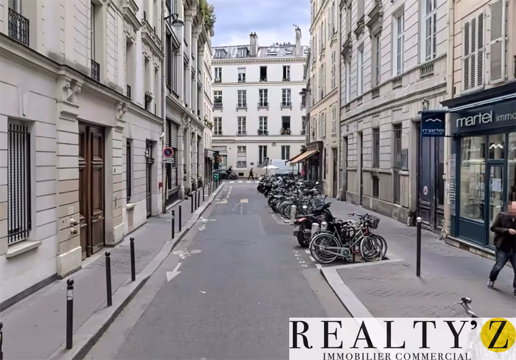 Local commercial · 363 m² · Location — photo 1