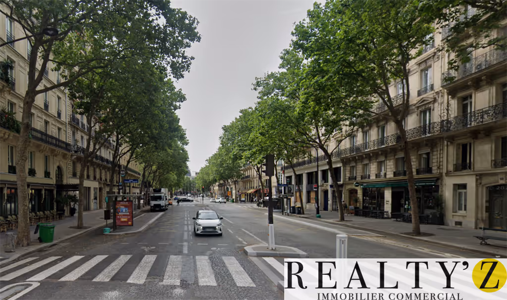 Local commercial · 87 m² · Location — photo 1