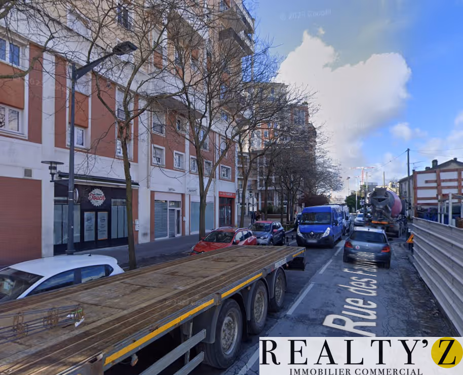 Local commercial · 107 m² · Location — photo 1
