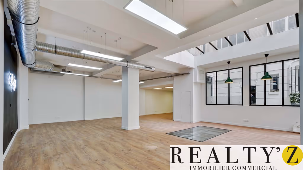 Local commercial · 238 m² · Achat des murs — photo 1