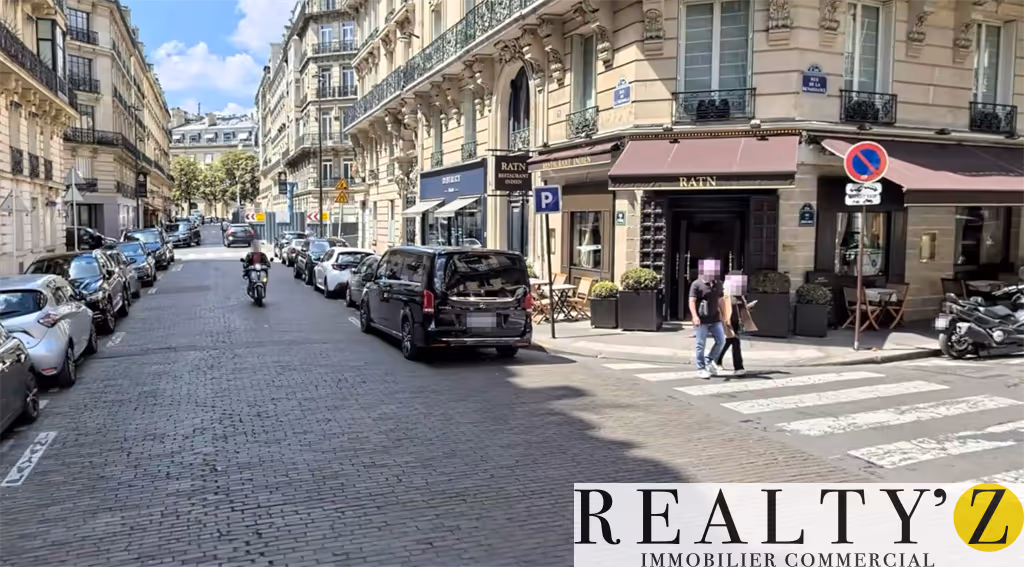 Local commercial · 180 m² · Location — photo 1