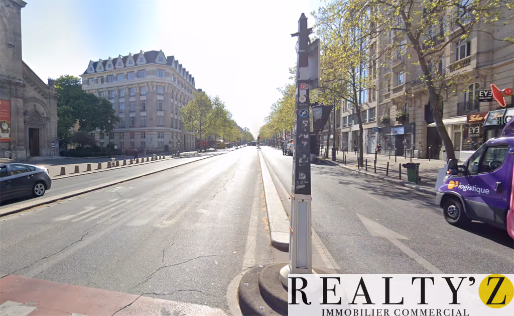 Local commercial · 200 m² · Location — photo 1