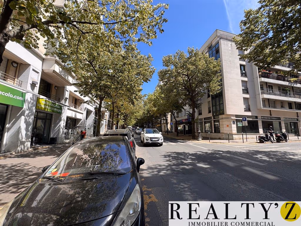 Local commercial · 72 m² · Achat des murs — photo 1