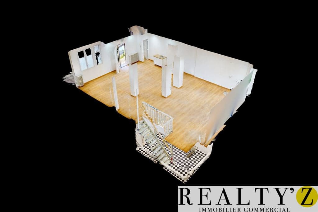 Local commercial · 90 m² · Location — photo 1