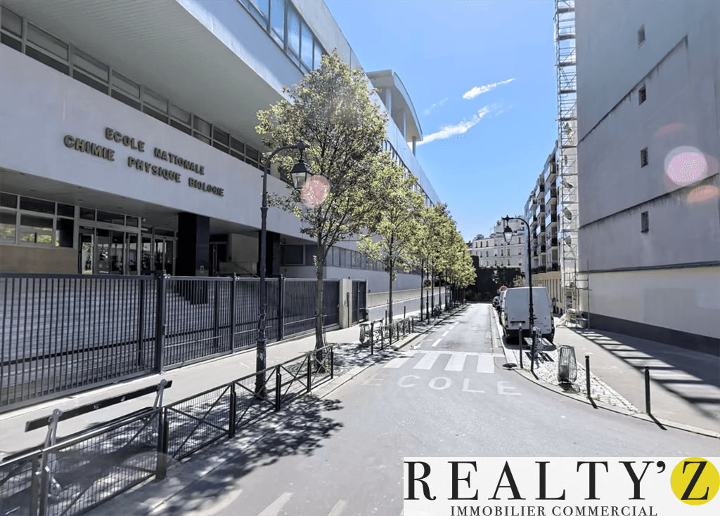 Local commercial · 65 m² · Achat des murs — photo 1