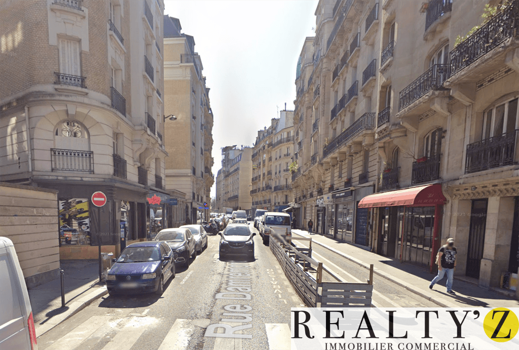 Local commercial · 175 m² · Location — photo 1