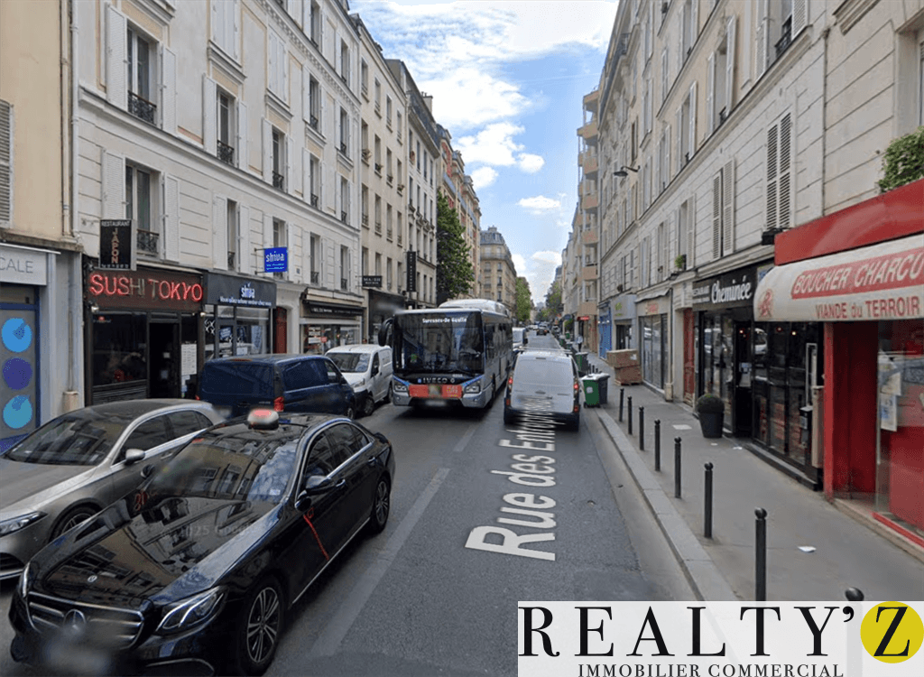 Local commercial · 105 m² · Location — photo 1