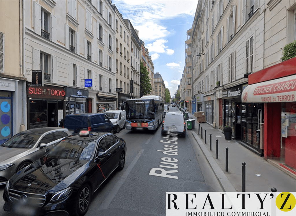 Local commercial · 105 m² · Location — photo 1