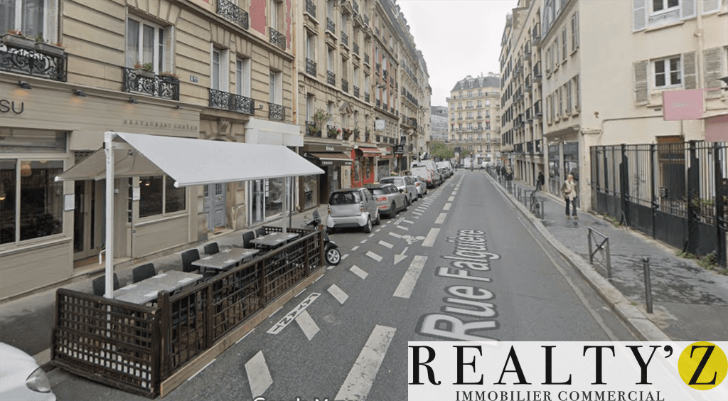 Local commercial · 66 m² · Location — photo 1