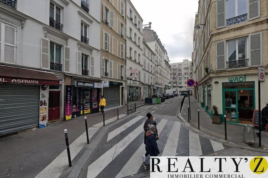 Local commercial · 70 m² · Location — photo 1