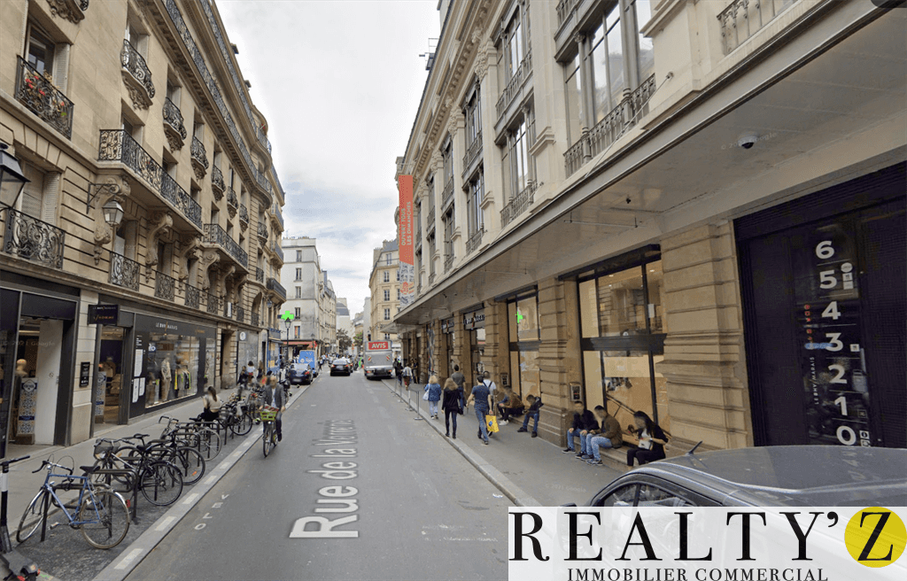 Local commercial · 171 m² · Location — photo 1