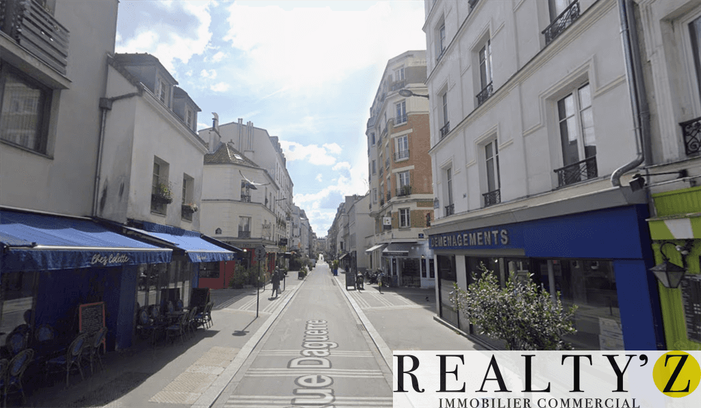 Local commercial · 32 m² · Location — photo 1