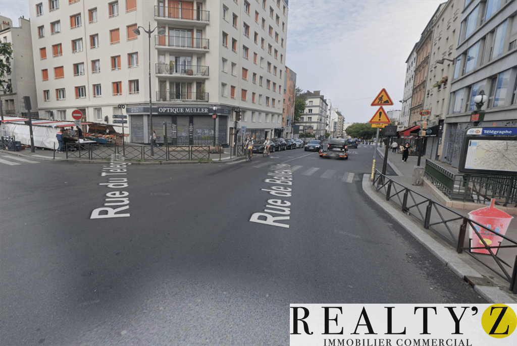 Local commercial · 354 m² · Location — photo 1