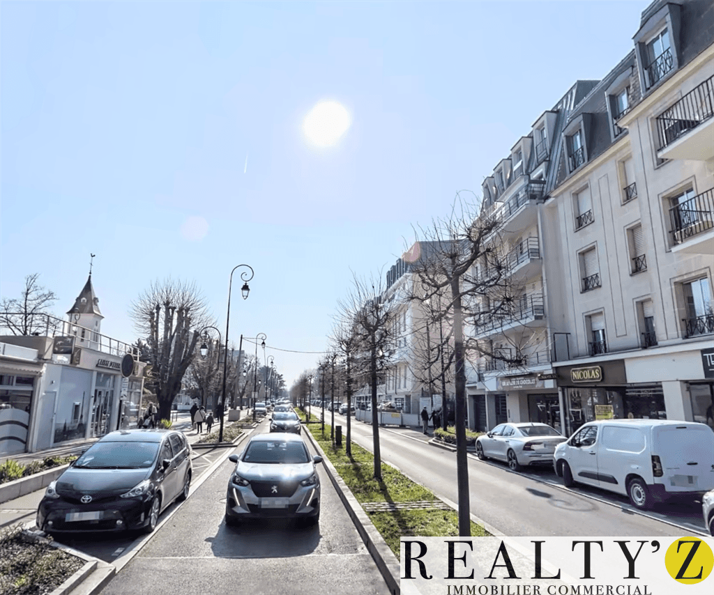 Local commercial · 90 m² · Location — photo 1