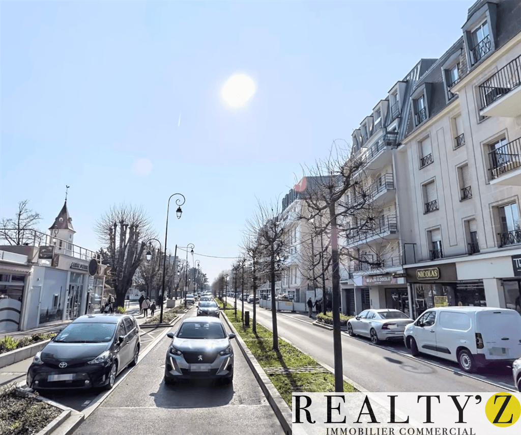 Local commercial · 90 m² · Location — photo 1