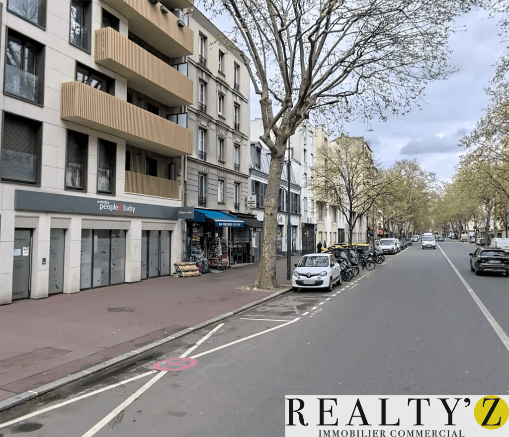 Local commercial · 90 m² · Location — photo 1
