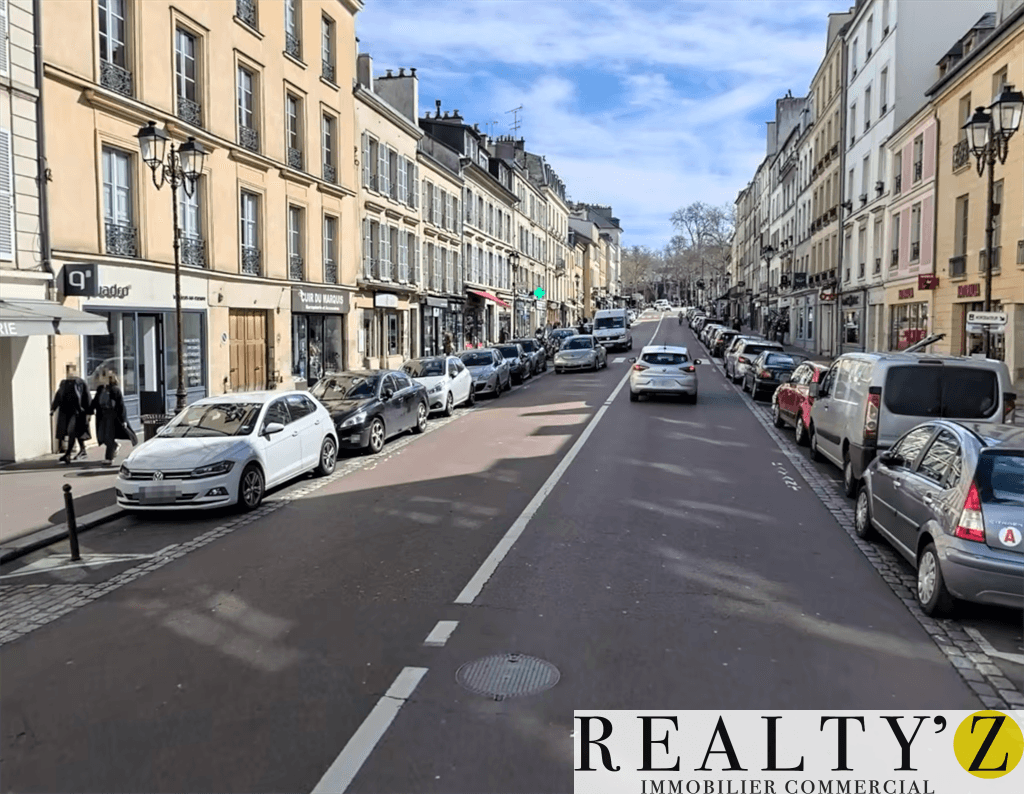 Local commercial · 126 m² · Location — photo 1