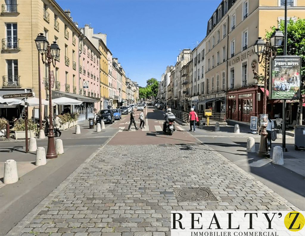 Local commercial · 126 m² · Location — photo 1