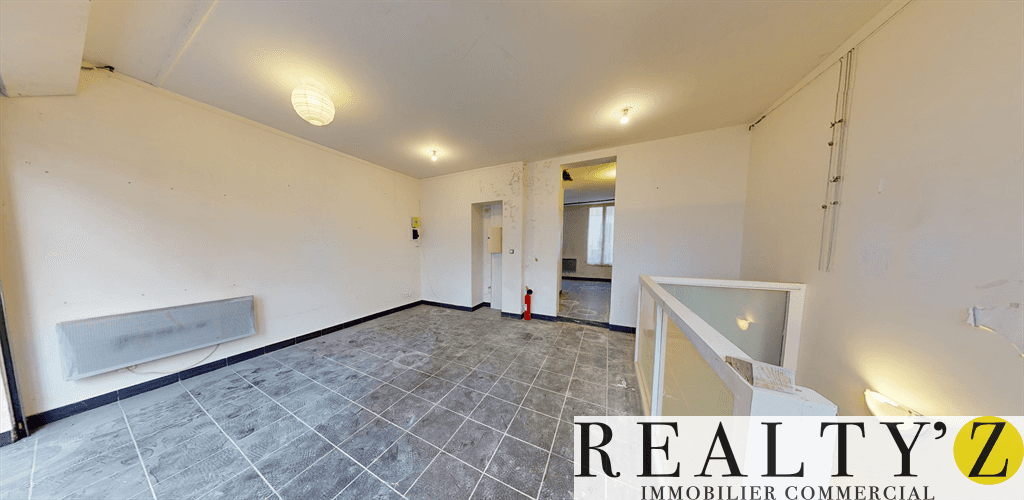 Local commercial · 80 m² · Location — photo 1
