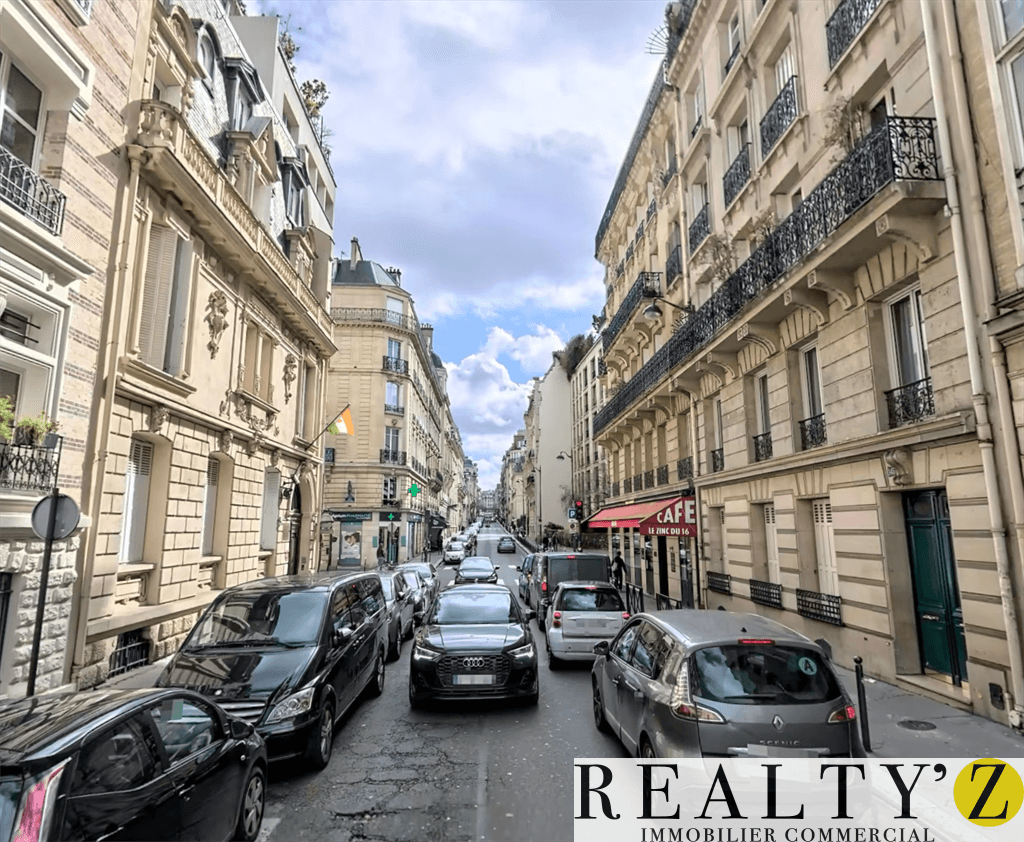 Local commercial · 169 m² · Achat des murs — photo 1