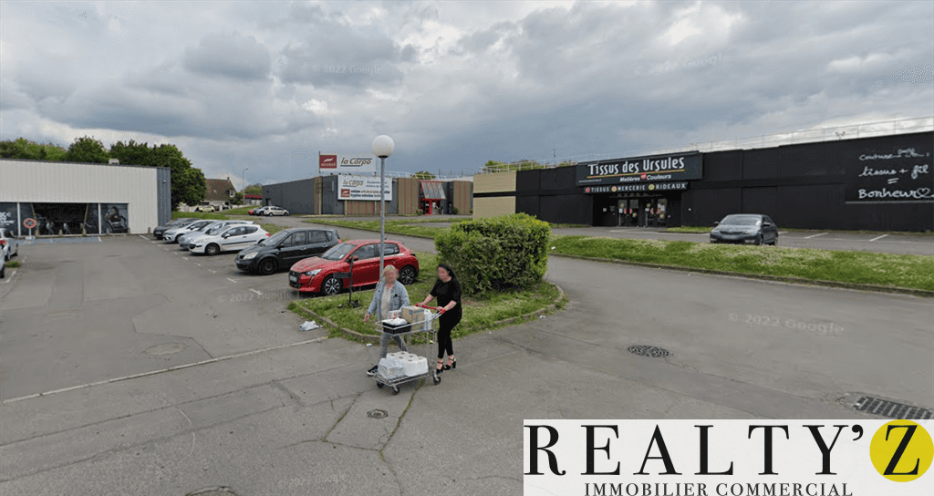 Local commercial · 800 m² · Location — photo 1