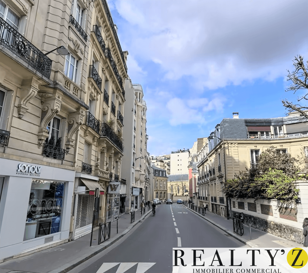 Local commercial · 564 m² · Achat des murs — photo 1