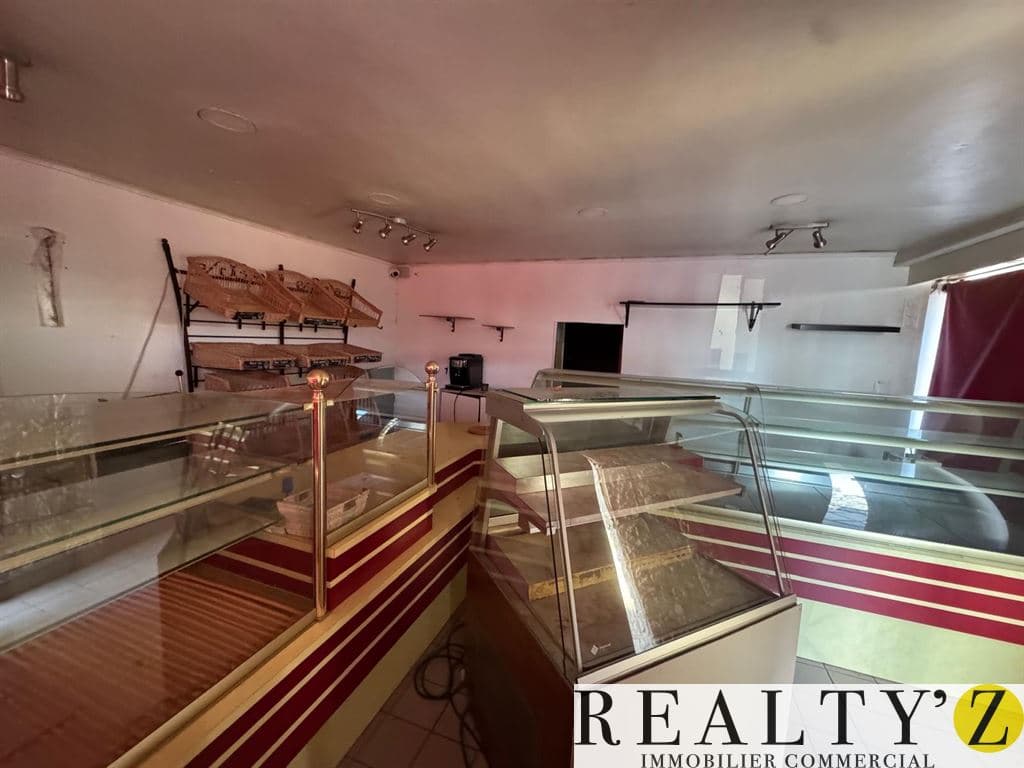 Murs commerciaux · 230 m² · Achat des murs — photo 1
