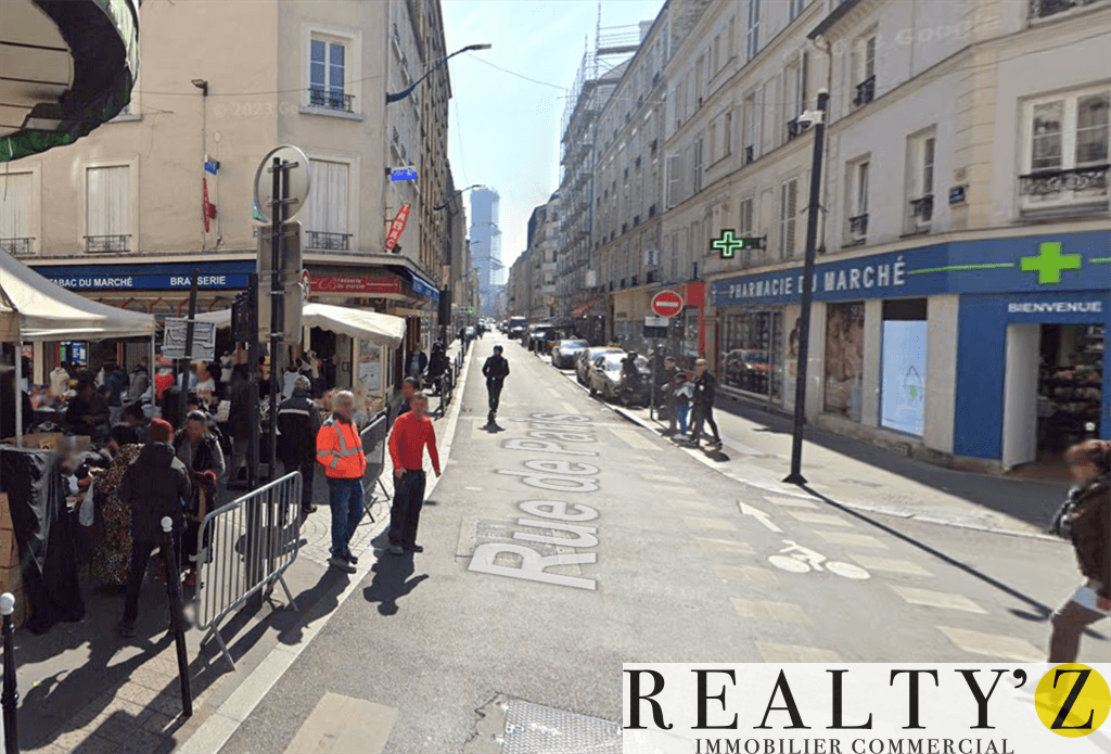 Local commercial · 143 m² · Achat des murs — photo 1