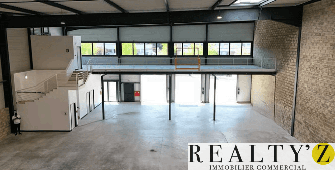 Local commercial · 6810 m² · Location — photo 1