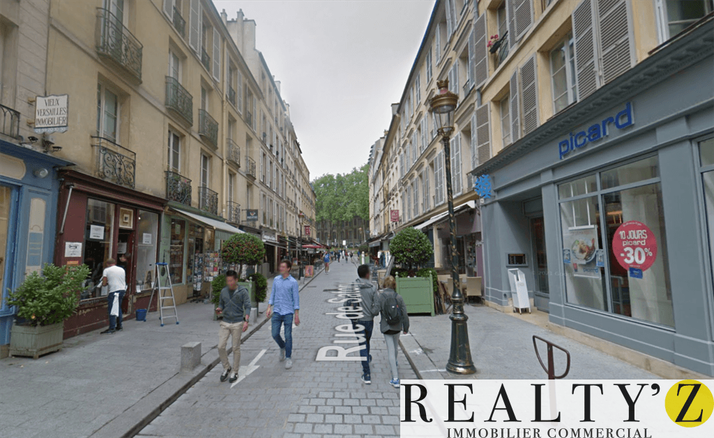 Local commercial · 235 m² · Location — photo 1