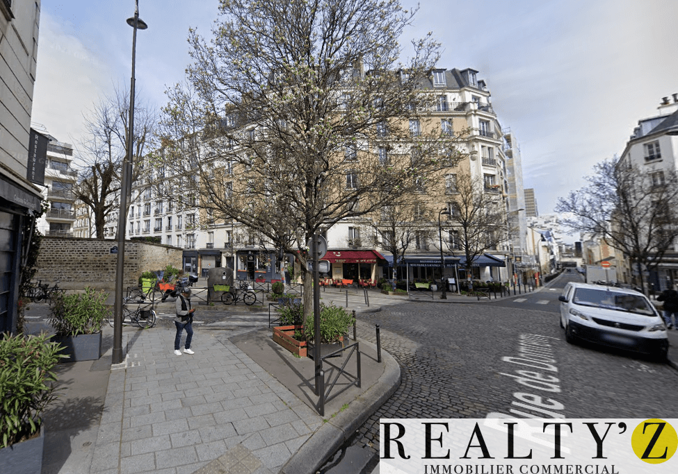 Local commercial · 135 m² · Location — photo 1