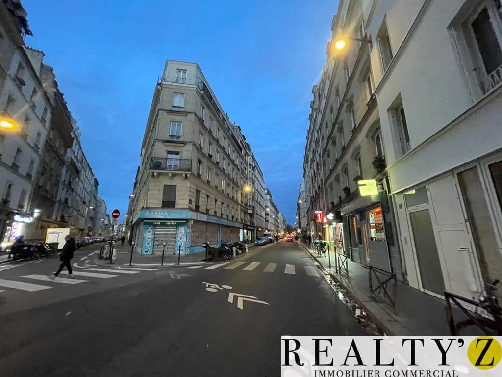 Local commercial · 128 m² · Location — photo 1