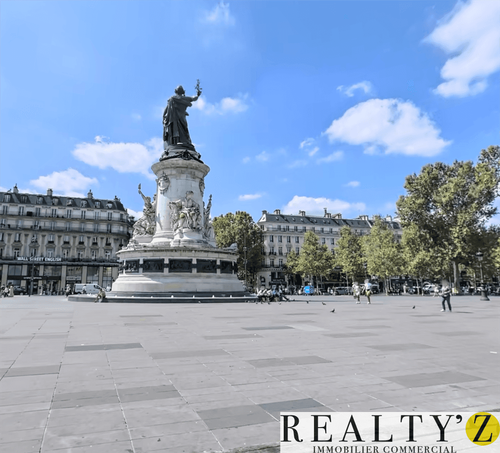 Local commercial · 660 m² · Location — photo 1