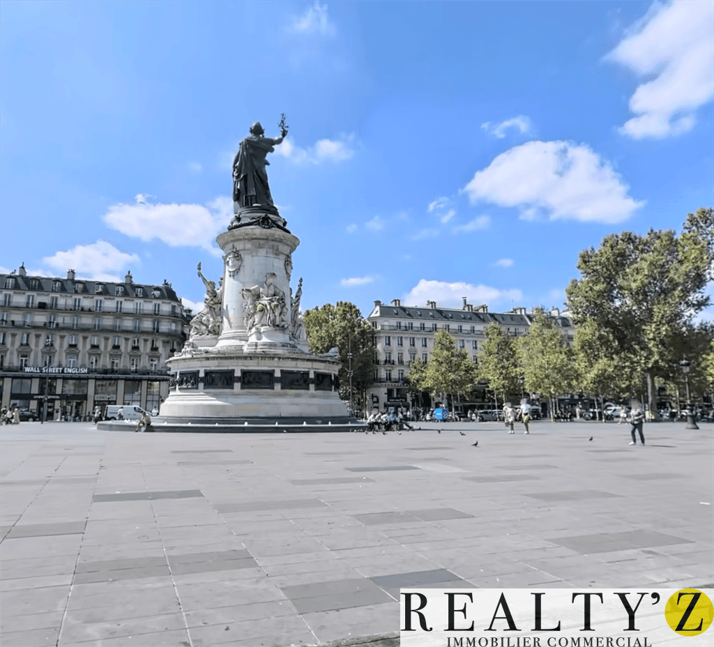 Local commercial · 660 m² · Location — photo 1