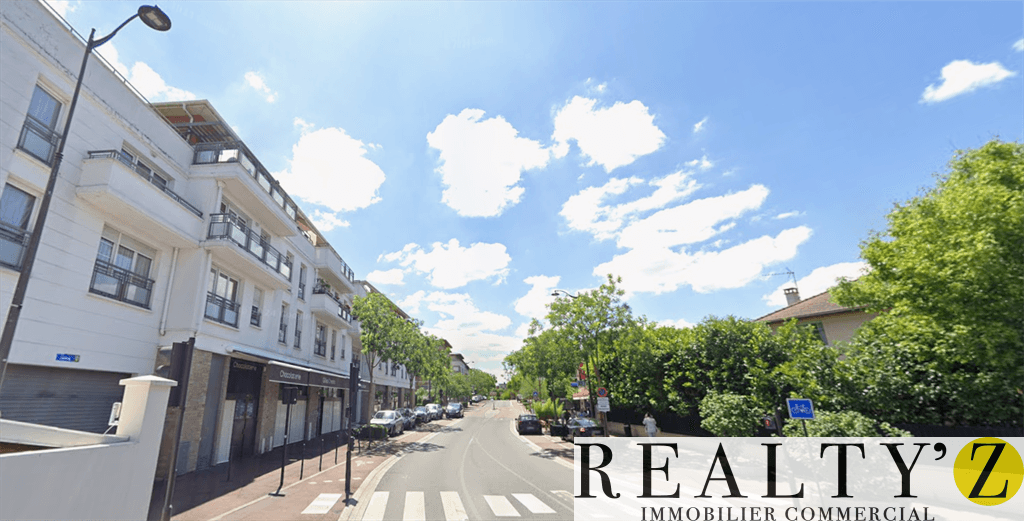Local commercial · 156 m² · Location — photo 1