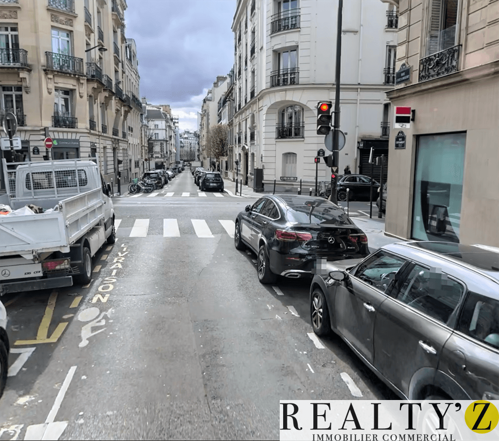 Local commercial · 35 m² · Achat des murs — photo 1