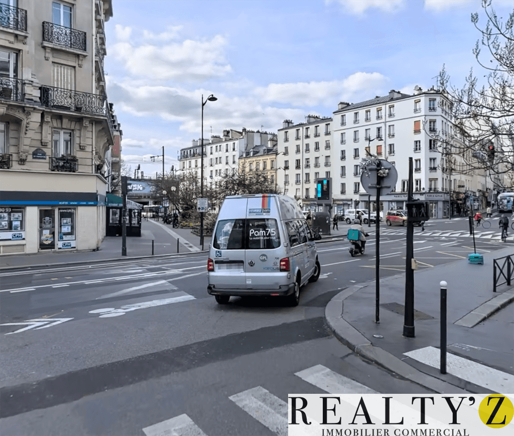Local commercial · 113 m² · Location — photo 1