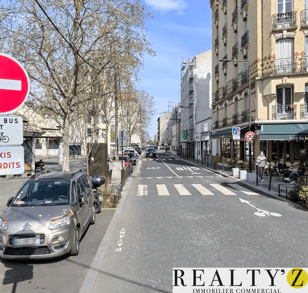 Local commercial · 110 m² · Location — photo 1