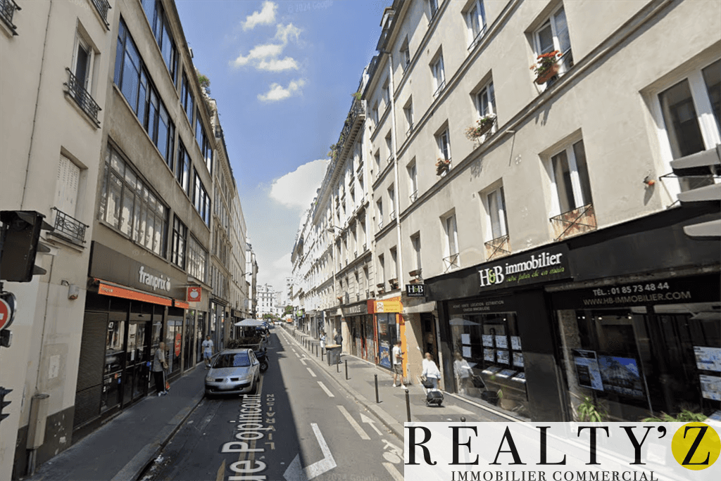 Local commercial · 83 m² · Achat des murs — photo 1
