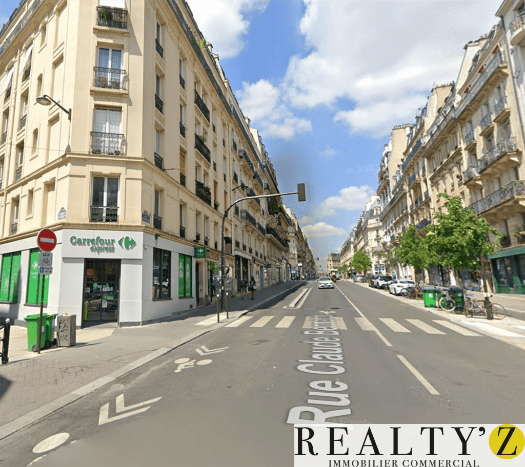 Local commercial · 32 m² · Location — photo 1