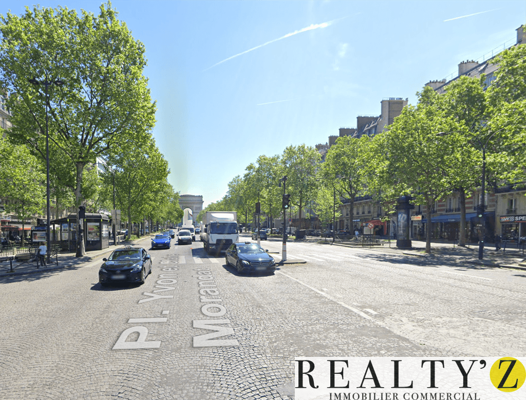 Local commercial · 203 m² · Location — photo 1